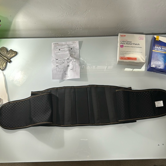 Back pain hot/cold pack, back support & lidocaine patches - Picture 10 of 14